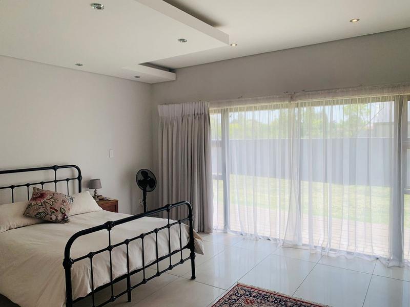 5 Bedroom Property for Sale in Heron Banks Golf Estate Free State